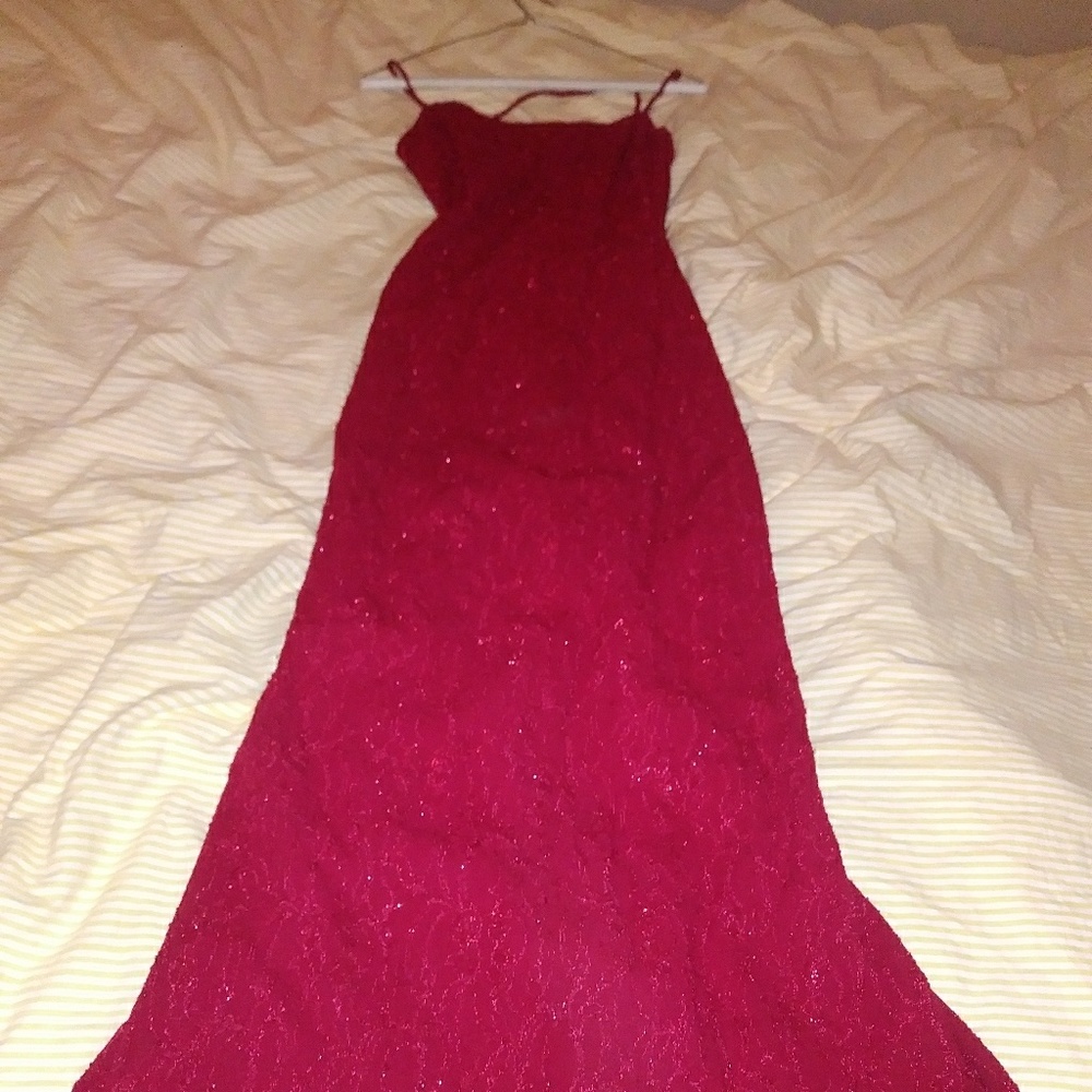 A fortiori evening gown
